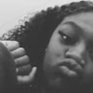 Meet your Posher, Riri